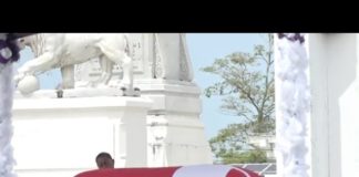 Queen Mother laid to rest at family tombs