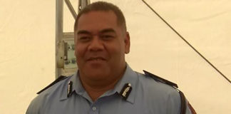 Fire service apologises for response after two house fires, saying they did their best