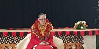 MP Jenny Salesa breaks down while her first Kava honour is performed
