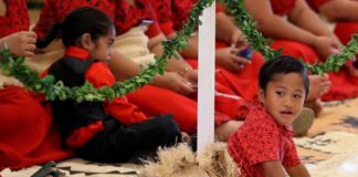 Little boy Prince Harry hugged on royal tour is Prime Minister’s grandson