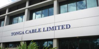 Repair ship on its way, but Tongan internet users still struggling to stay connected