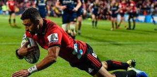 Mo’unga shines as Crusaders storm home