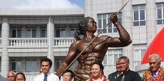 Finance Minister’s response refutes claims gov’t spends $300,000 on ‘Aho‘eitu image; statue to stay at St George Palace