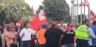 Peaceful protests turn violent as anti-PM demonstrators launch attack on protesters