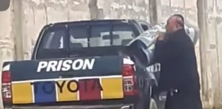 Video shows ‘Etuate Lavulavu arriving at Hu’atolitolu prison gate as Akosita still serves as paid cabinet minister while in jail