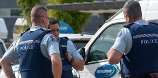Support among police for carrying arms at highest level in decade, survey shows