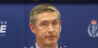 Fatal West Auckland shooting: Police tried to disarm man for 30 minutes – Coster