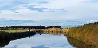 Search continues for Manawatū mother and child missing in river