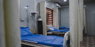 Hundreds more may die in first Omicron wave, Covid-19 modeller says