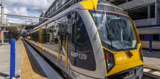 Four arrested after train manager stabbed in Auckland