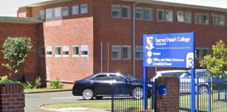 Auckland school closes after anonymous threat made