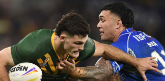 Rugby League World Cup final: Australia defeat Toa Samoa 30-10