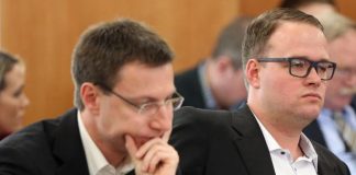 Two Megaupload executives sentenced to jail