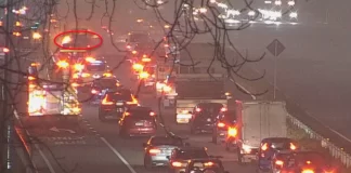 Car fire blocks SH20A lanes to Auckland Airport