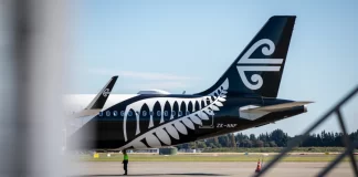 Air New Zealand plane hit by lightning on way to Bali, forced to turn back