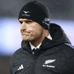 scott-robertson-oversees-all-blacks-test-preparation-3YHXOMEHJZAWBMUMQZS5C63754 copy