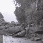 the-rockfall-currently-blocking-traffic-between-the-west-coa-RCV5FKE62ZCRTK2BWXRDKFAYSM copy