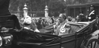 Trump’s inauguration moving indoors due to ‘dangerous’ cold sparks comparison to Queen Sālote’s riding in the rain during Queen Elizabeth’s coronation