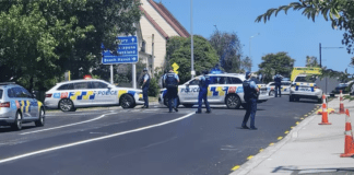 Suspect still at large six days after North Shore stabbing