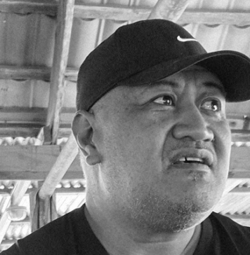 Journalist threatened at gunpoint after radio report on Comanchero-linked figure in Tonga