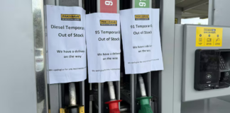 Why New Zealand has weeks of fuel supply but still has empty pumps