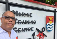 Tuvalu Minister honours Tongan USP director after his passing