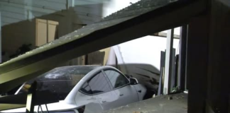 Injuries after car crashes into Auckland house during 21st party