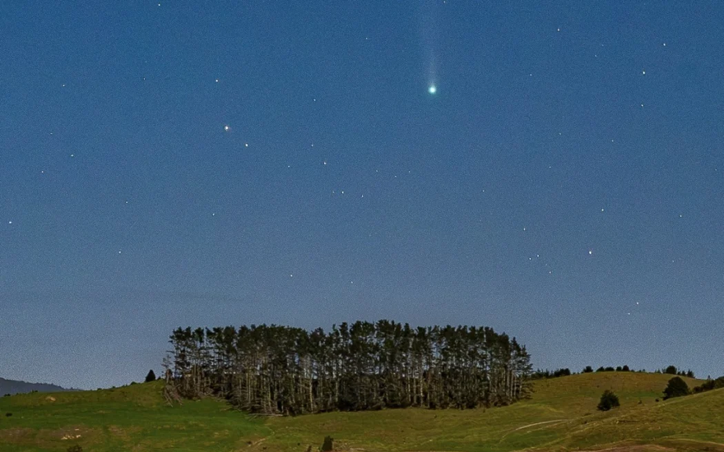 170,000-year comet return sheds light on ‘fetu‘u fuka’ symbolism honouring Queen Sālote